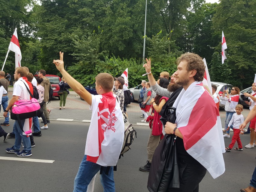 W niedzielę (8.08) w Białymstoku odbył się marsz...