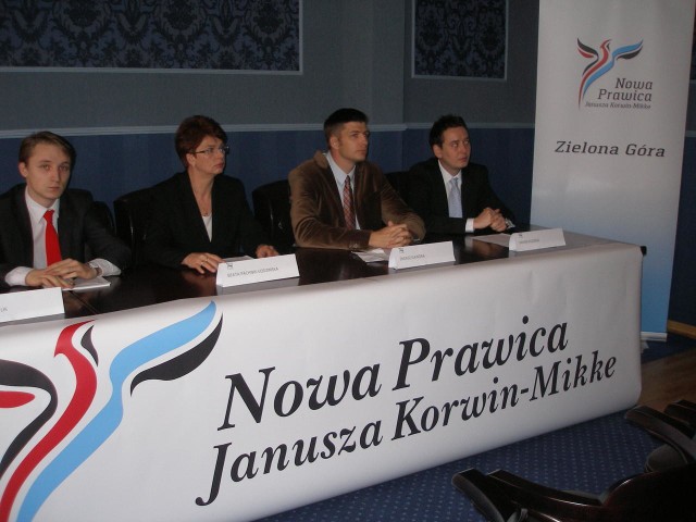 Od lewej: Dominik Kulik, Beata Pachnik- Łodzińska, Eneasz Gawora i Marek Koziński