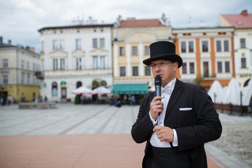 Letnie potańcówki wróciły do Tarnowa [ZDJĘCIA]