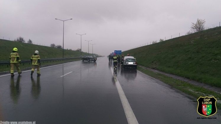 Poniedziałkowy karambol na A2