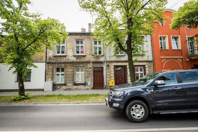 Miasto zapowiada kompleksowy remont 7 kamienic zlokalizowanych w Starym Fordonie został ujęty w Gminnym Programie Rewitalizacji (GPR). Budynki wymagające remontu znajdują się przy ul. Bydgoskiej 23, 26, 29, 42, Rynek 3, Kapeluszników 2 i gen. Sikorskiego 2. W wyniku realizacji tego projektu powstanie 37 mieszkań oraz 6 lokali użytkowych.