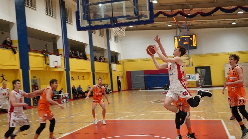 Tur Basket Bielsk Podlaski pokonał we własnej hali Energe...