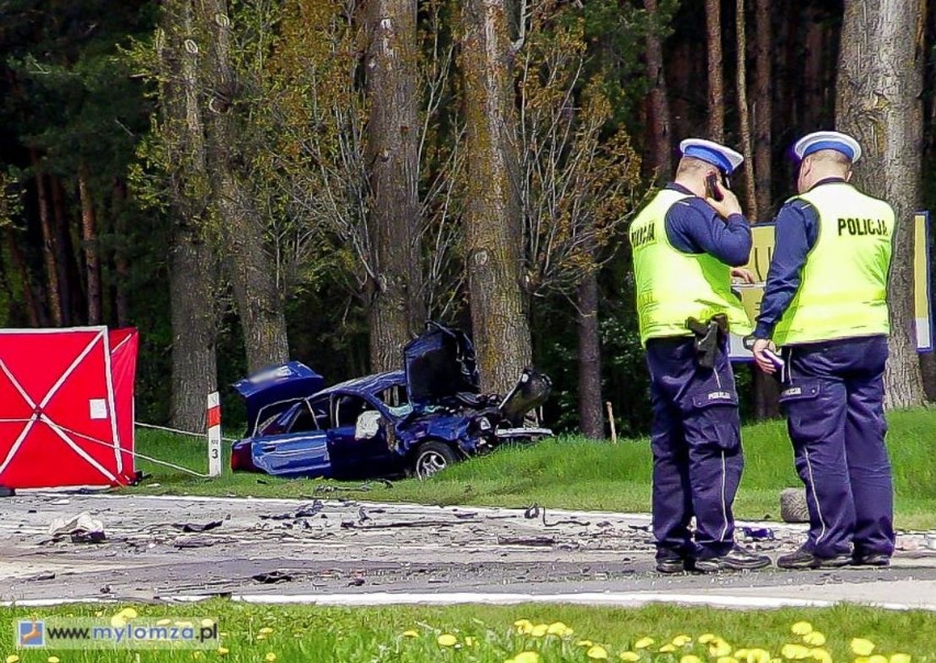 Karwowo. Wypadek śmiertelny na DK61 zablokował drogę