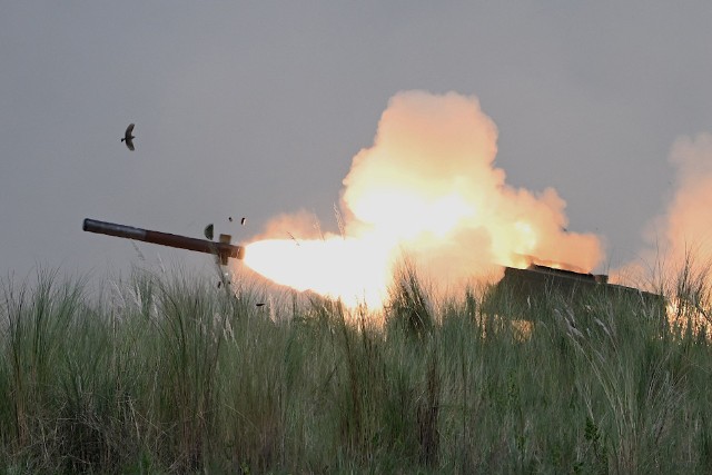 Himars to bardzo precyzyjna i zabójcza broń. Sprawdza się na Ukrainie.