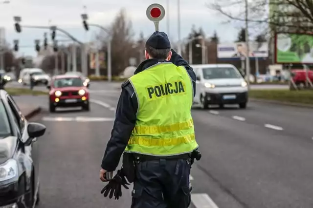 Policja zatrzymała uciekającego kierowcę