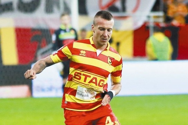 Jednym z zawodników, który wrócił do składu żółto-czerwonych, był pomocnik Jacek Góralski