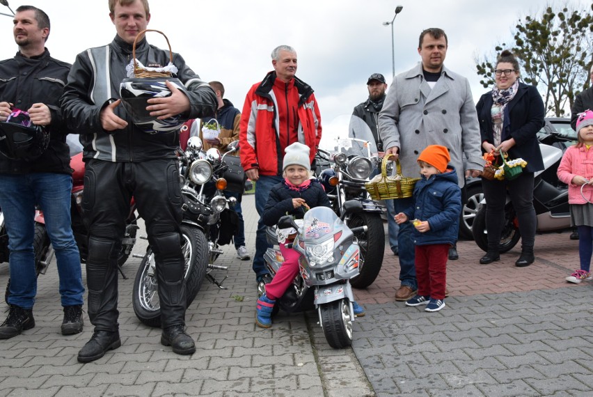 Motoświęconka w ostrołęckiej farze [ZDJĘCIA, WIDEO]