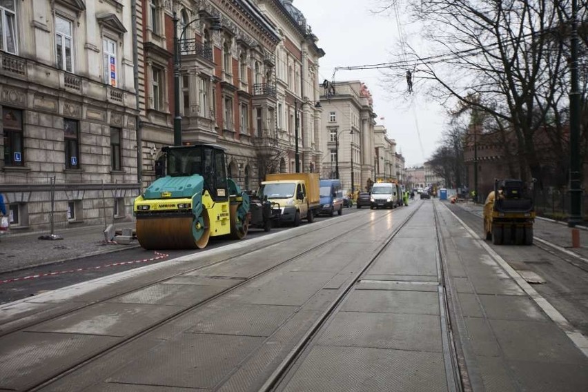 Kraków. Koniec remontu ulicy Basztowej. Tramwaje wrócą na swoje trasy