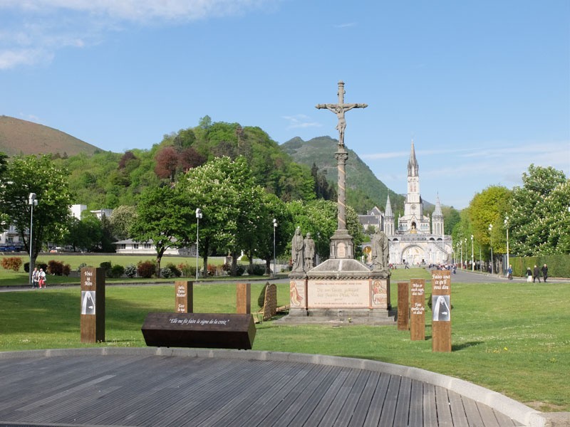 Bracka pielgrzymka do Lourdes w 160-lecie objawień [ZDJĘCIA]