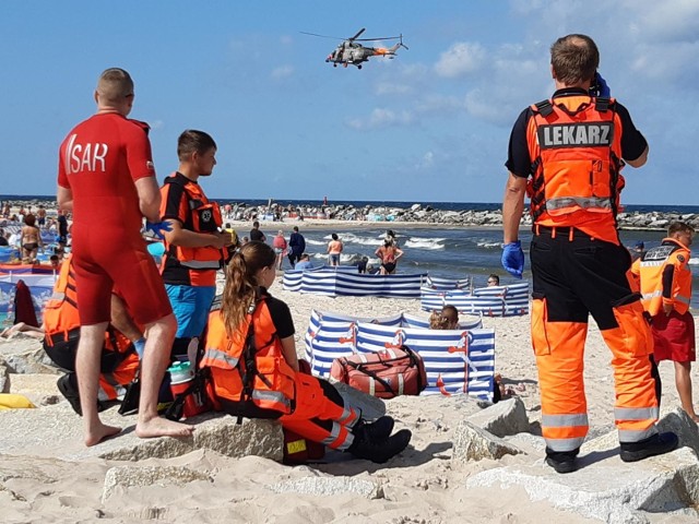 W niedzielę, 23 sierpnia 58-letni mieszkaniec Wielkopolski zaginął nad Bałtykiem. W miejscowości Sławno spędzał wakacje wraz z rodziną. Przed południem wszedł do morza, by zażyć kąpieli. Przejdź do kolejnego zdjęcia --->