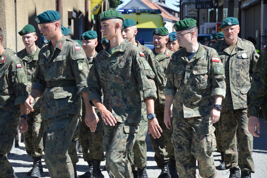 Kadrówka w Miechowie. Medale dla tych, którzy nie bali się pomagać [ZDJĘCIA, WIDEO]