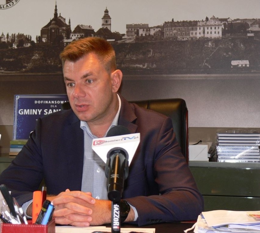 Burmistrz Sandomierza ogłosił pakiet pomocy dla lokalnych...