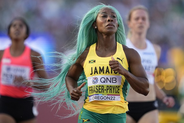 Największa gwiazda światowego sprintu - Shelly-Ann Fraser-Pryce z Jamajki znana jest z tego, że często zmienia fryzurę w trakcie sezonu. W 2013 roku otworzyła salon fryzjerski o nazwie Chic Hair Ja...