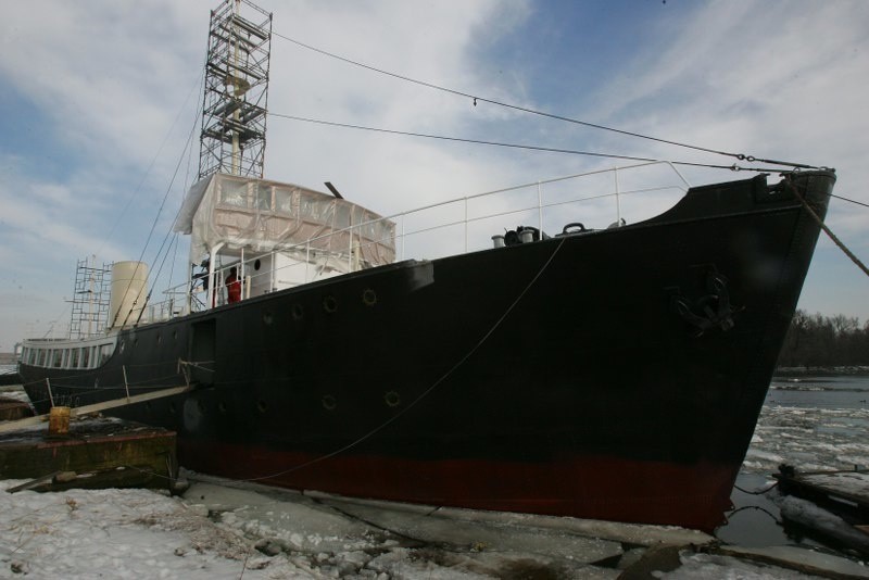 Bembridge w stoczni
Statek Bembridge remontowany w stoczni.