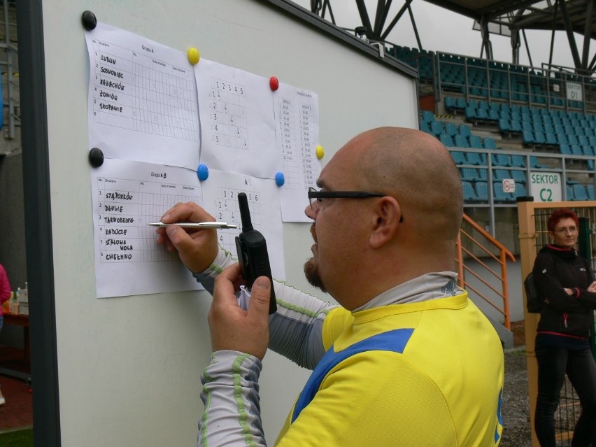 Na murawie Stadionu Miejskiego w Tarnobrzegu spotkali się wychowankowie Domów Dziecka z całej Polski