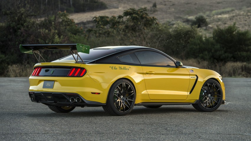 Ford "Ole Yeller" Mustang...