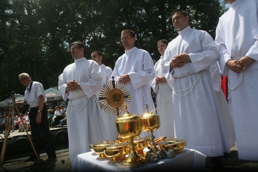 Wierni modlili się nad Zalewem Rybnickim [ZDJĘCIA]