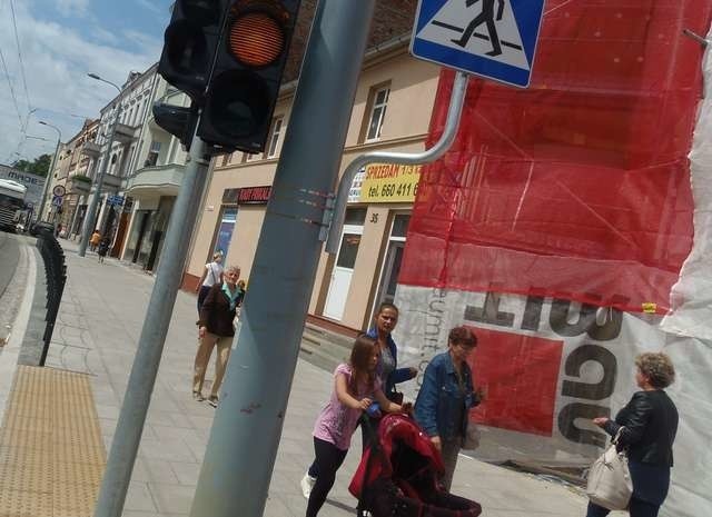 Na Królowej Jadwigi , mimo że to jedna z ważniejszych ulic Bydgoszczy, są tylko trzy zebry