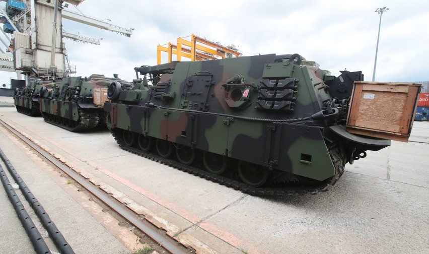 Pojazdy wzmocnią naszą armię po przekazaniu Ukrainie czołgów...