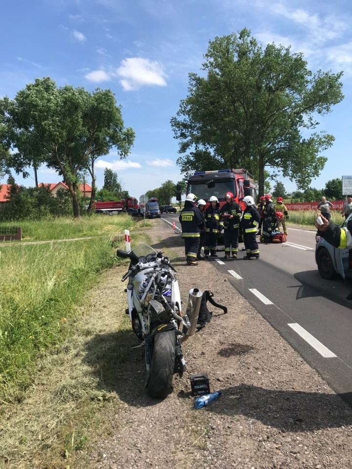 Po godzinie 13.25 doszło do wypadku motocykla, ciągnika...