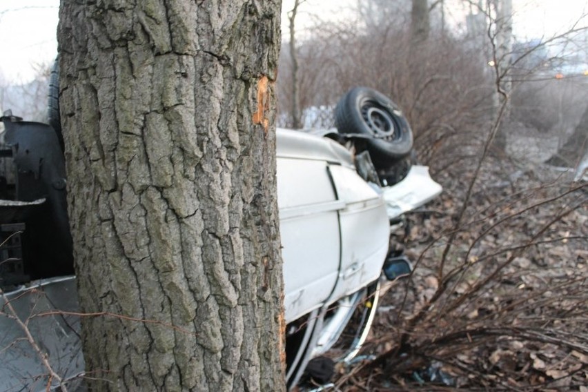 Wypadek w Sosnowcu na DK94: Groźny wypadek. Kierowca trafił do szpitala [ZDJĘCIA]