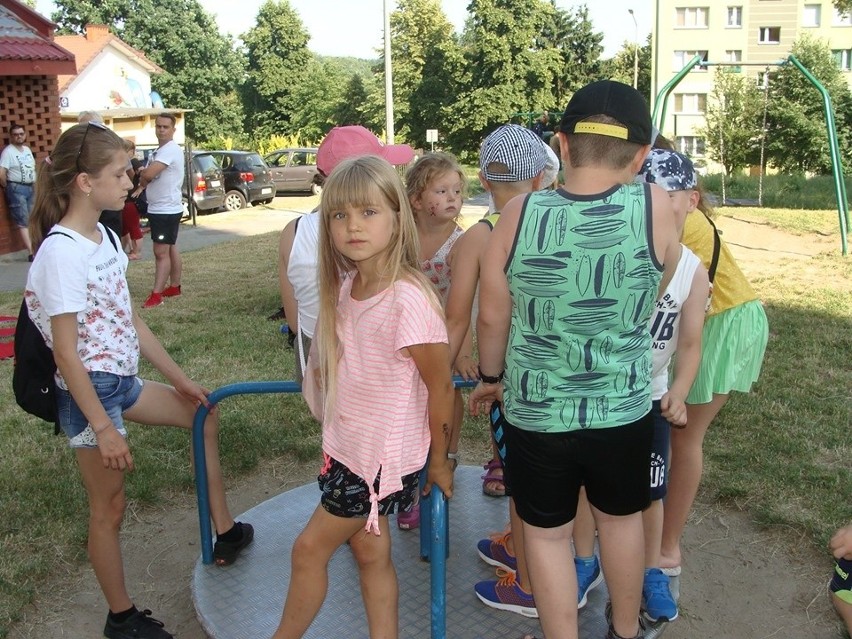Sportowa środa na osiedlu Młynówka w Starachowicach rozpoczęła wakacyjną akcję