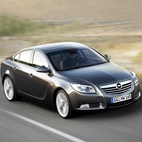 Opel insignia, triumfator European Car of the Year 2009, pojawi się u dealerów w Europie jeszcze w 2008 roku.