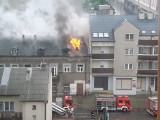 Groźny pożar przy ulicy Nowogrodzkiej w Radomiu (wideo i zdjęcia internautów)