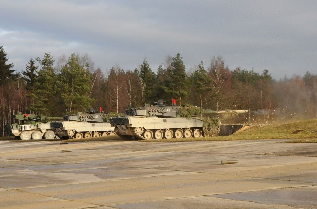 Media w Niemczech i USA doceniają rolę Polski w wywieraniu presji na Berlin ws. czołgów Leopard 2.