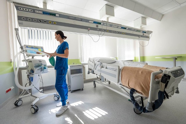 Oddział anestezjologii I intensywnej terapii Szpitala Powiatowego w Zawierciu przeszedł kapitalny remont i pozyskał nowy sprzęt.