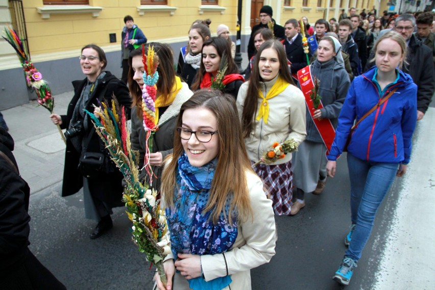 Niedziela Palmowa w Lublinie. Procesje przeszły przez miasto [ZDJĘCIA]