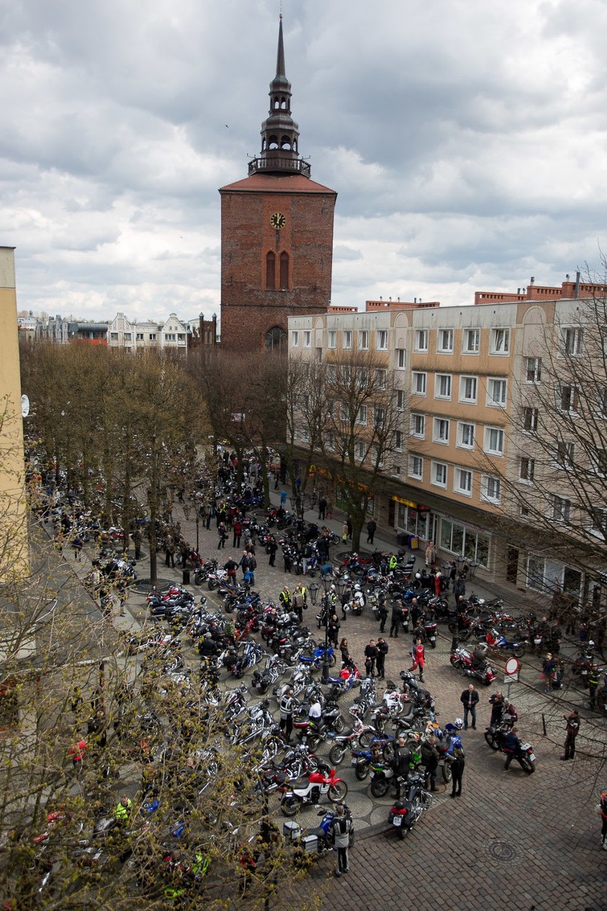 Otwarcie sezonu motocyklowego w Słupsku (zdjęcia, wideo)