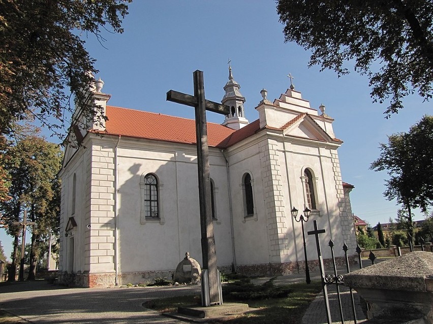 kościół św. Filipa Neri w Kąkolewnicy...