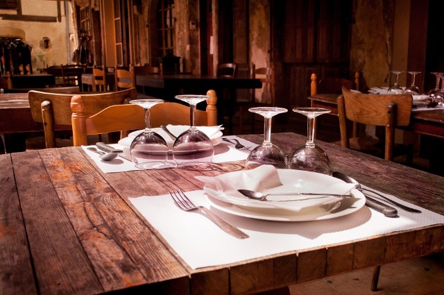 Gdzie się wybrać na romantyczną kolację w Radomiu i regionie radomskim? Zobacz polecane lokale na kolejnych slajdach>>>