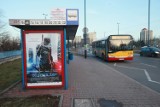 Kraków. Do autobusu 704 mieszkańcy muszą dochodzić przez niebezpieczny tunel 