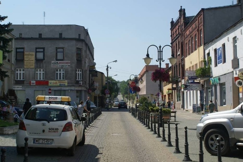 Kiedyś na ul. 3 Maja królowały samochody, potem pojawiły się...