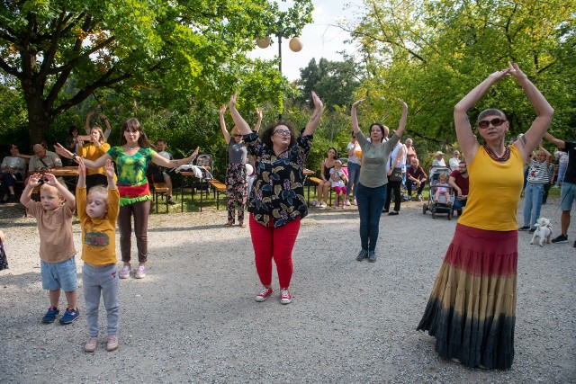 Festyn na Sołaczu stał pod znakiem muzyki i tańca