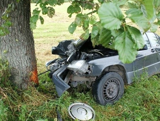 Okoliczności tragedii wyjaśniają łomżyńscy policjanci.