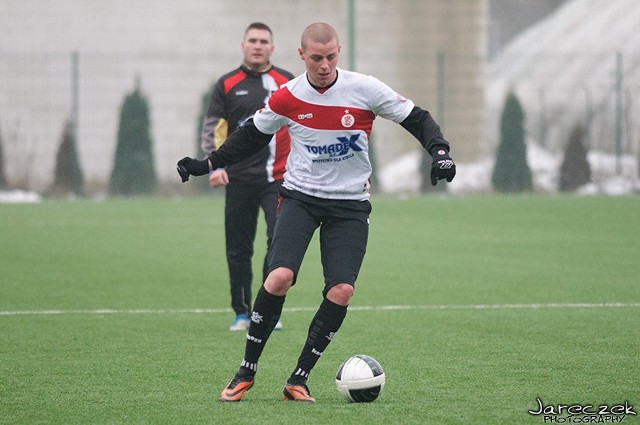 Łódzki Klub Sportowy pokonał w pierwszym zimowym sparingu czwartoligowy LKS Rosanów. Dwie bramki strzelił Artur Golański.