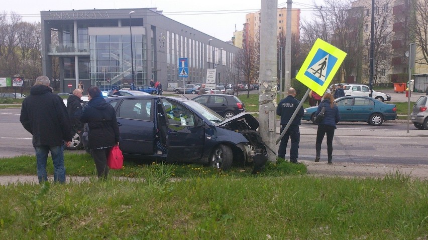 Wypadek na ul. Orkana: Trzy osoby w szpitalu (ZDJĘCIA)