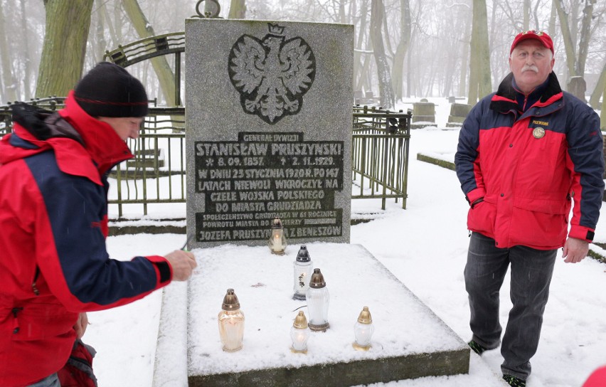 Już po raz trzydziesty szósty Wojskowe Koło PTTK „OSeSeK’’...