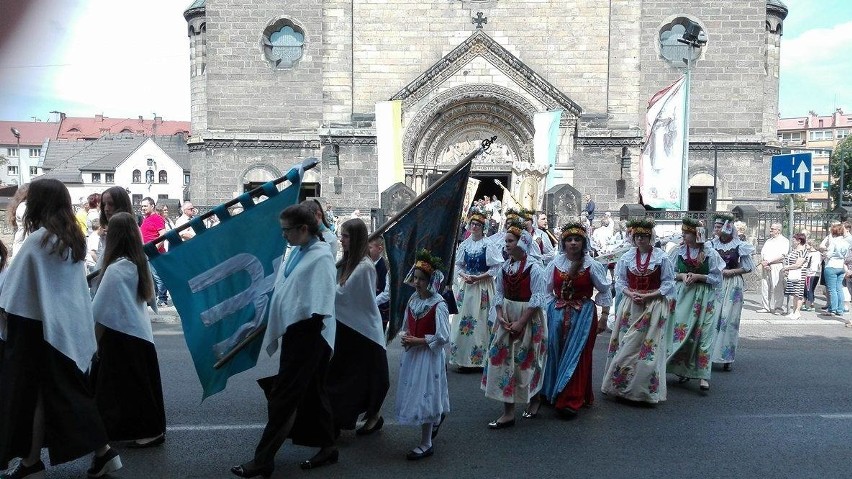 W czwartek 15 czerwca  obchodzimy uroczystość Najświętszego...