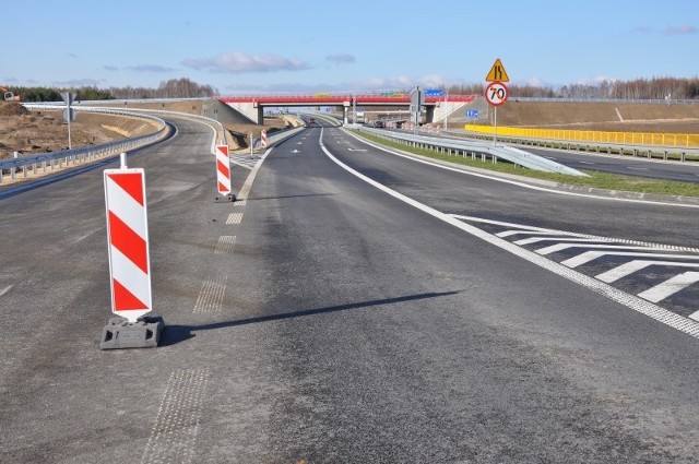 17-kilometrowy odcinek DK 1 pomiędzy Radomskiem a Kamieńskiem zostanie zamknięty 6 marca 2020 roku Przesuwaj zdjęcia w prawo - naciśnij strzałkę lub przycisk NASTĘPNE