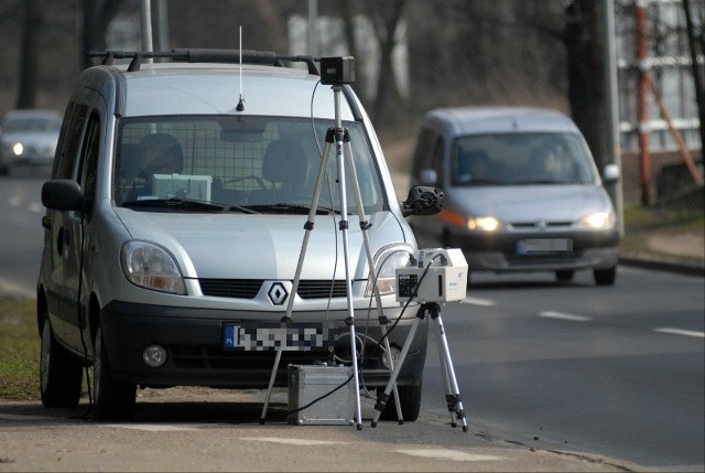 Władze Poznania nie są zainteresowane tym, aby odebrać straży miejskiej fotoradary. Wprost przeciwnie, chcą kupić nowe urządzenie
