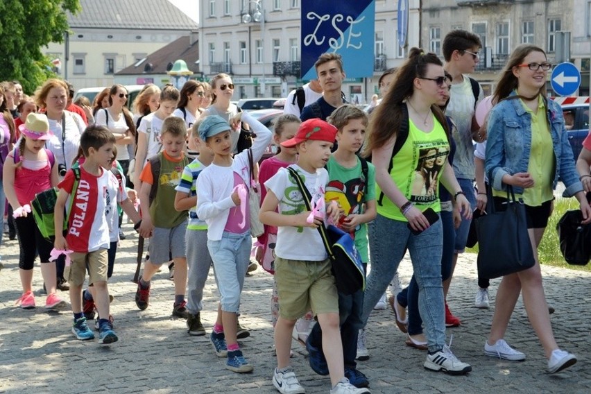 Marsz Różowej Wstążki do inicjatywa Częstochowskich Amazonek