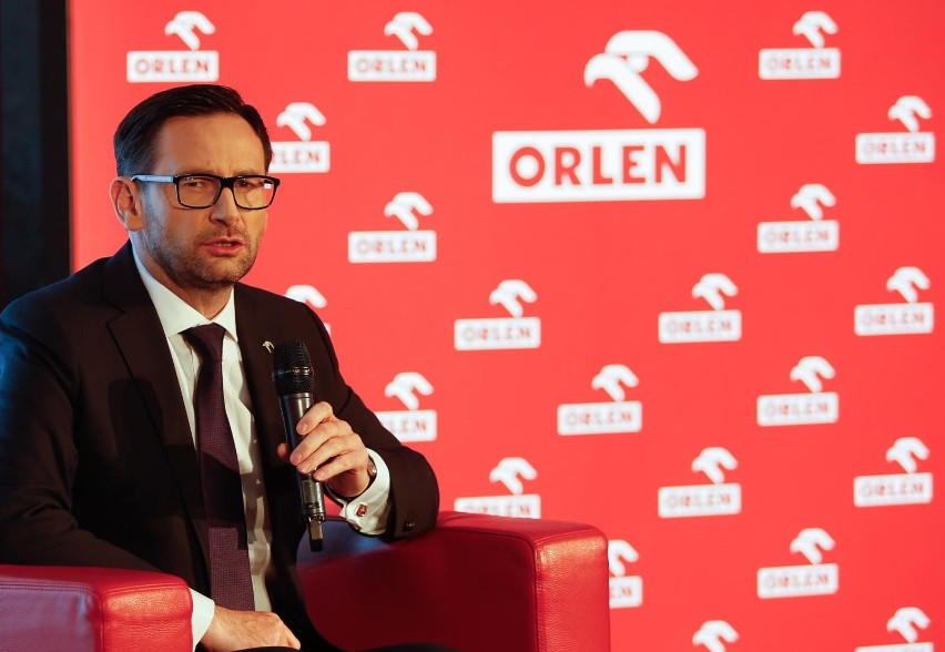 - Grupa ORLEN chce jako firma dostarczyć Polakom czystej...