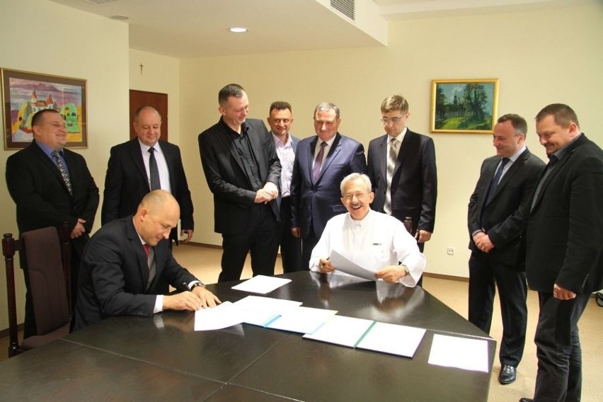 Podpisanie umowy ze szpitalem w Winnicy