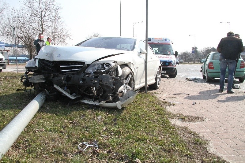 Wypadek na skrzyżowaniu w Kielcach