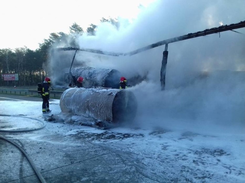 Po godz. 9.00 na autostradzie A2 doszło do pożaru...