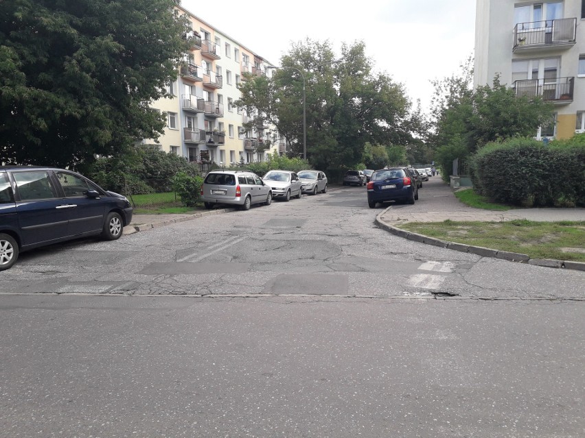 Parking zostanie wybudowany wzdłuż bloków przy ul. Szarych...